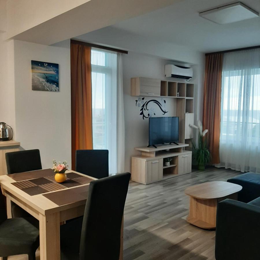 Mamaia Summerland Mrs Exterior photo