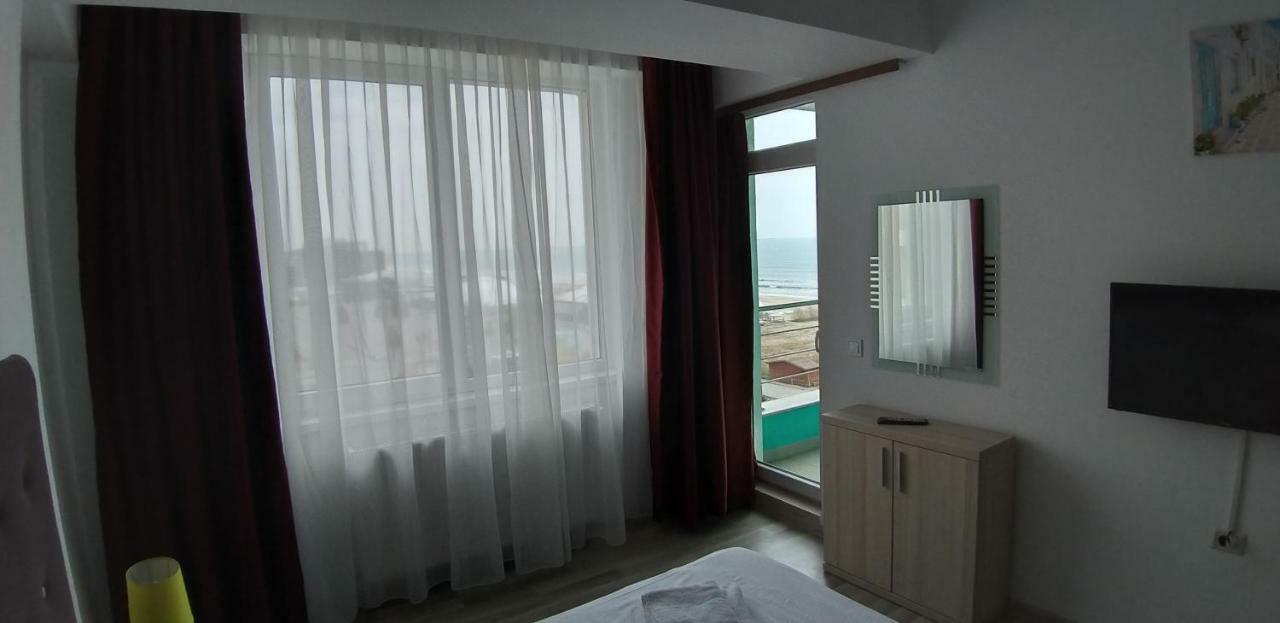 Mamaia Summerland Mrs Exterior photo